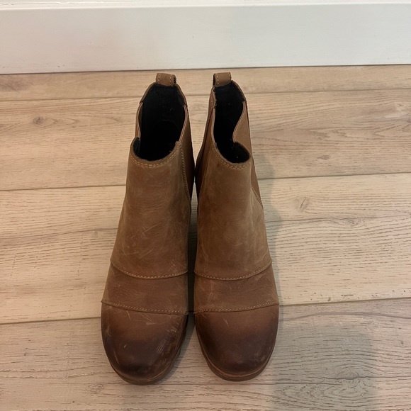 Sorel Wedge Boot - Picture 2 of 5